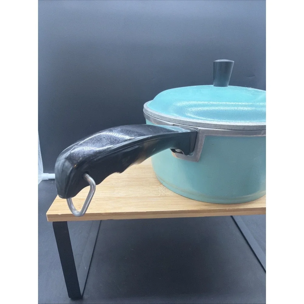 VTG Club Aluminum Turquoise Teal Aqua blue Sauce Pan With Lid 7